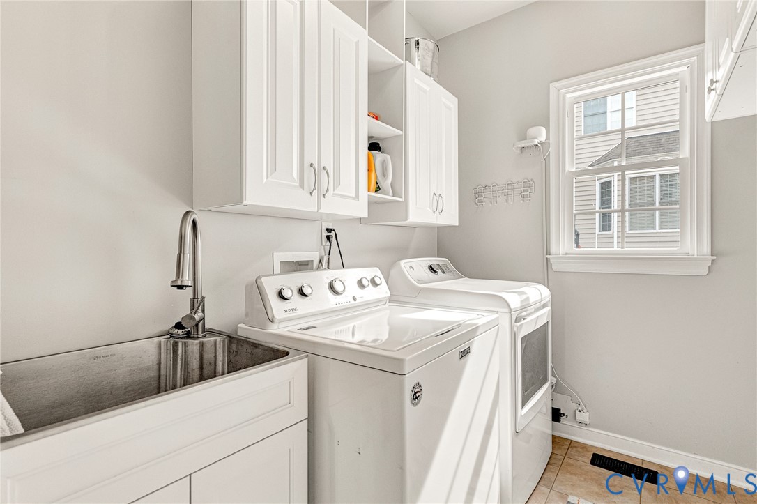 5004 Sadler Place Ter