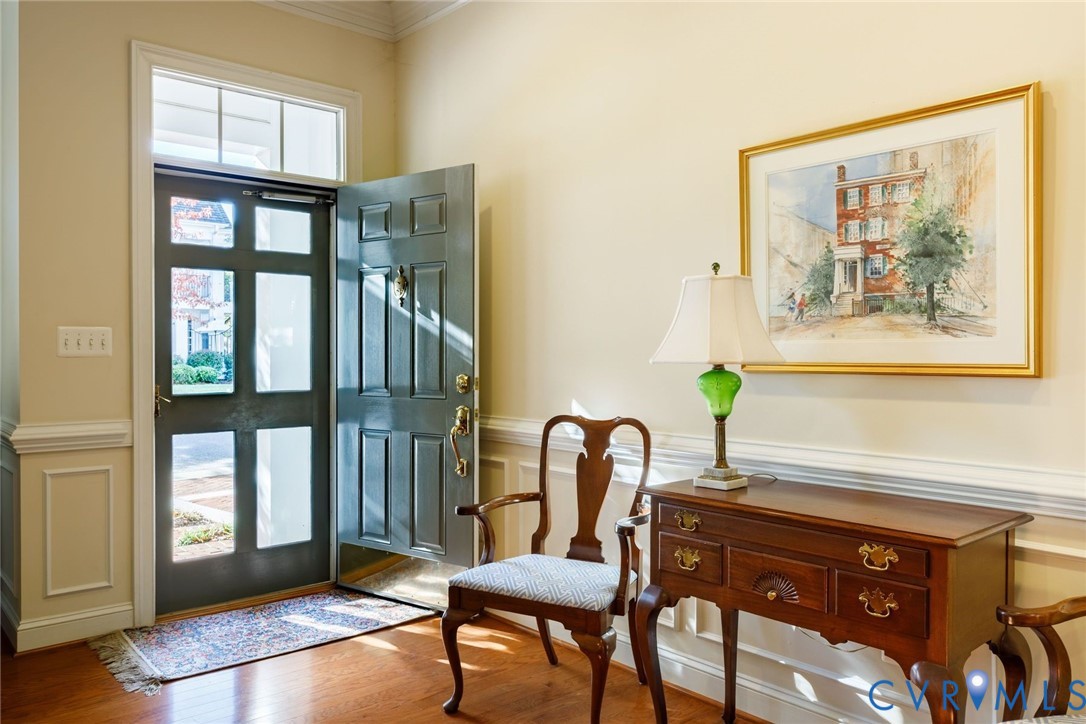 704 Chiswick Park Rd