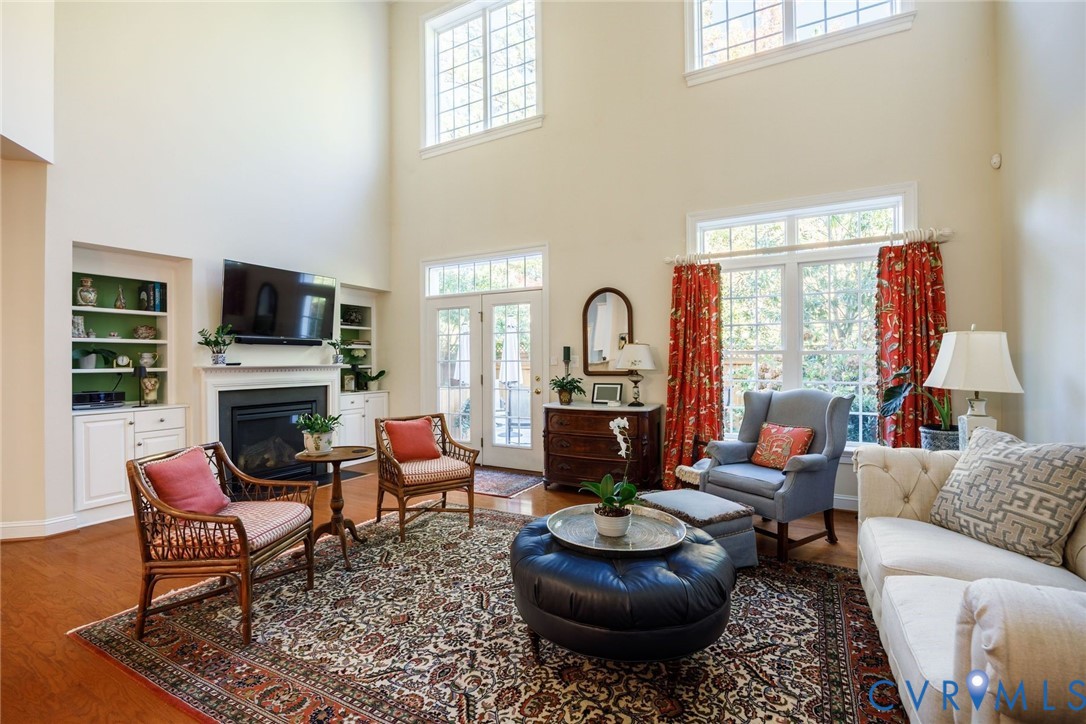 704 Chiswick Park Rd