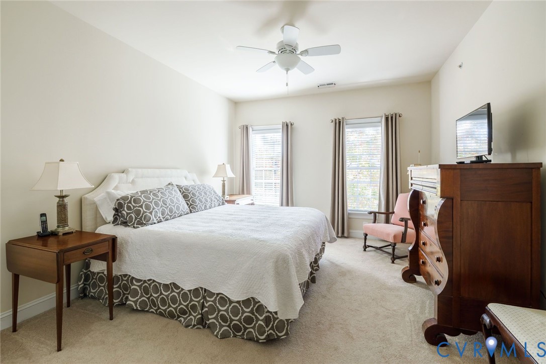 704 Chiswick Park Rd