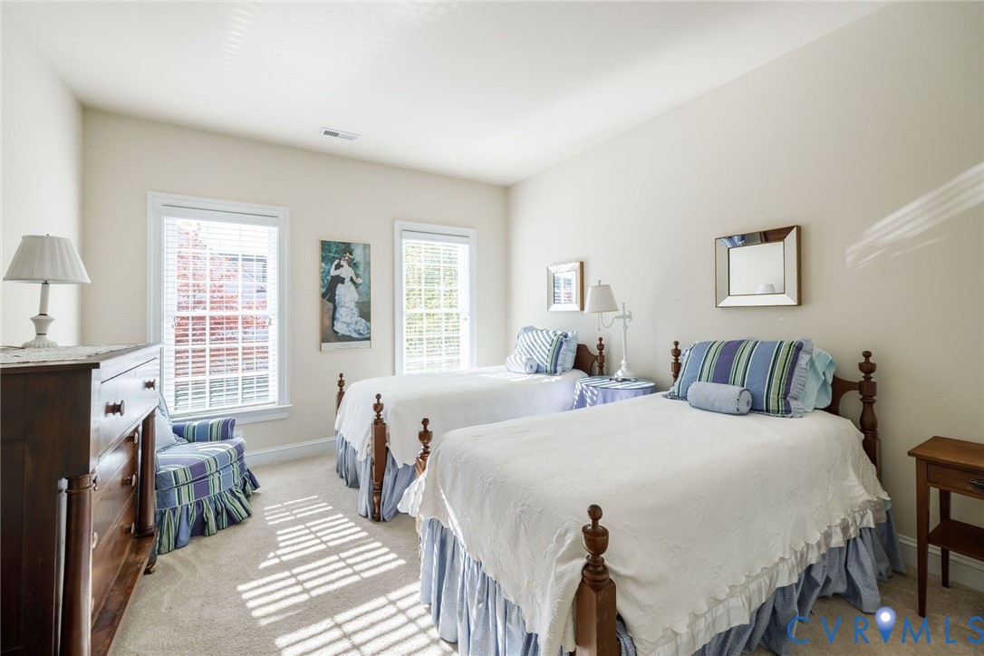 704 Chiswick Park Rd