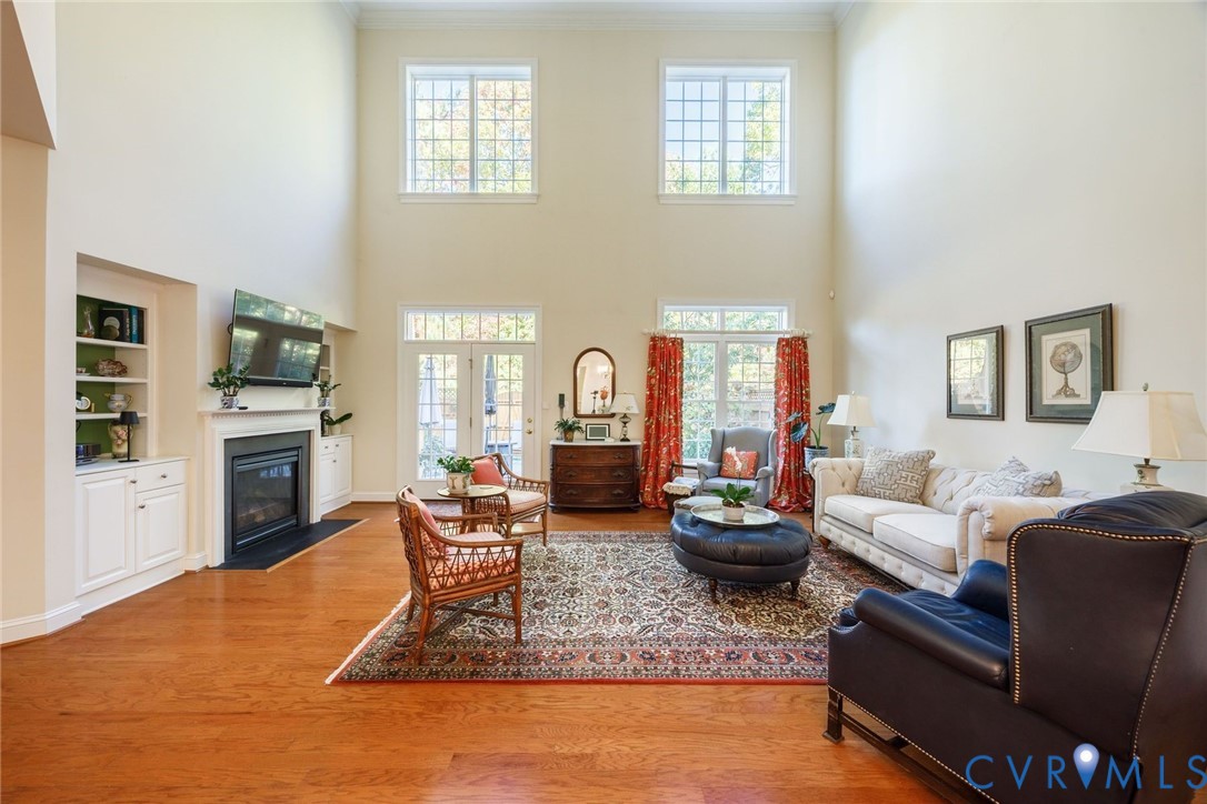 704 Chiswick Park Rd