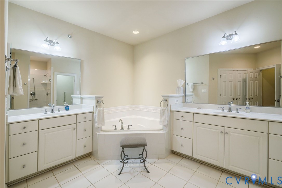 704 Chiswick Park Rd