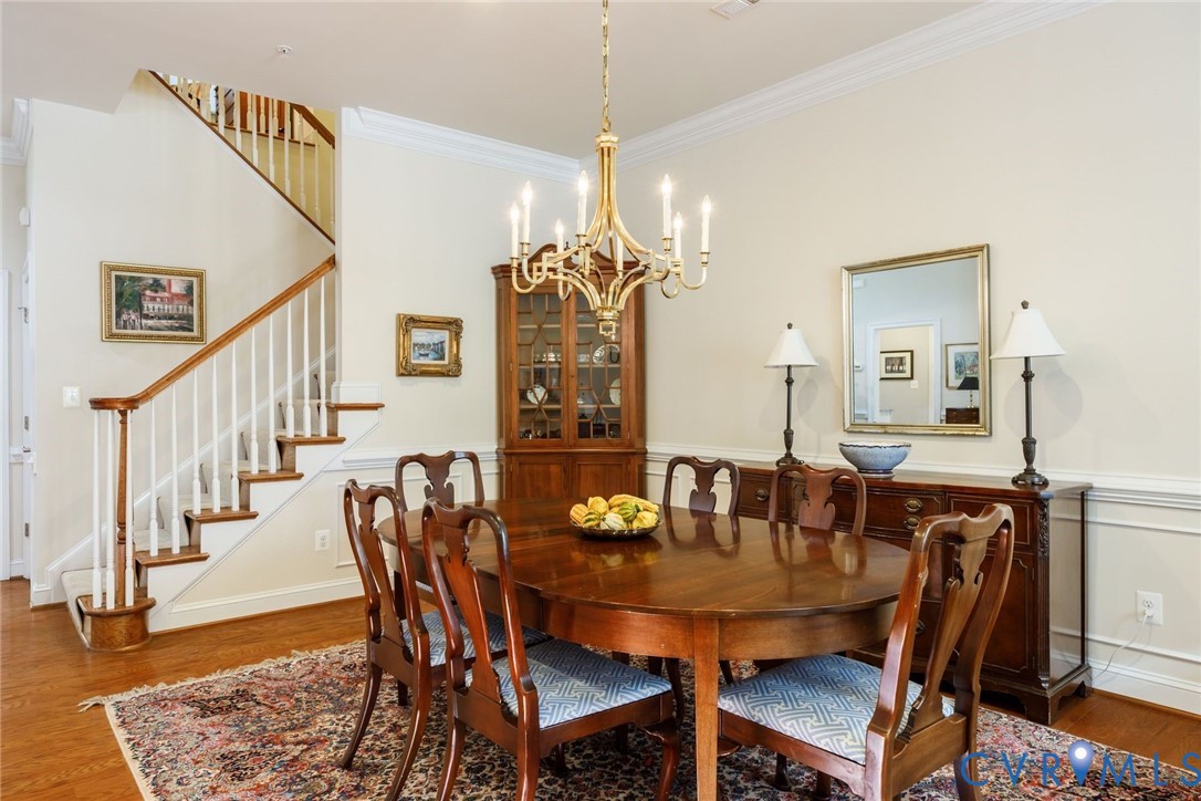 704 Chiswick Park Rd