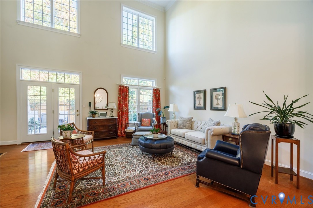 704 Chiswick Park Rd