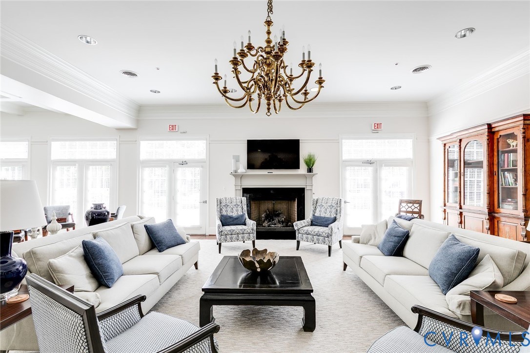 704 Chiswick Park Rd