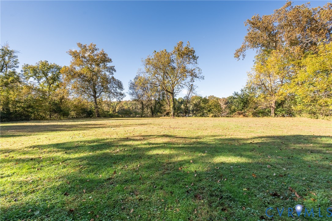 8801 & 8804 Riverside Dr