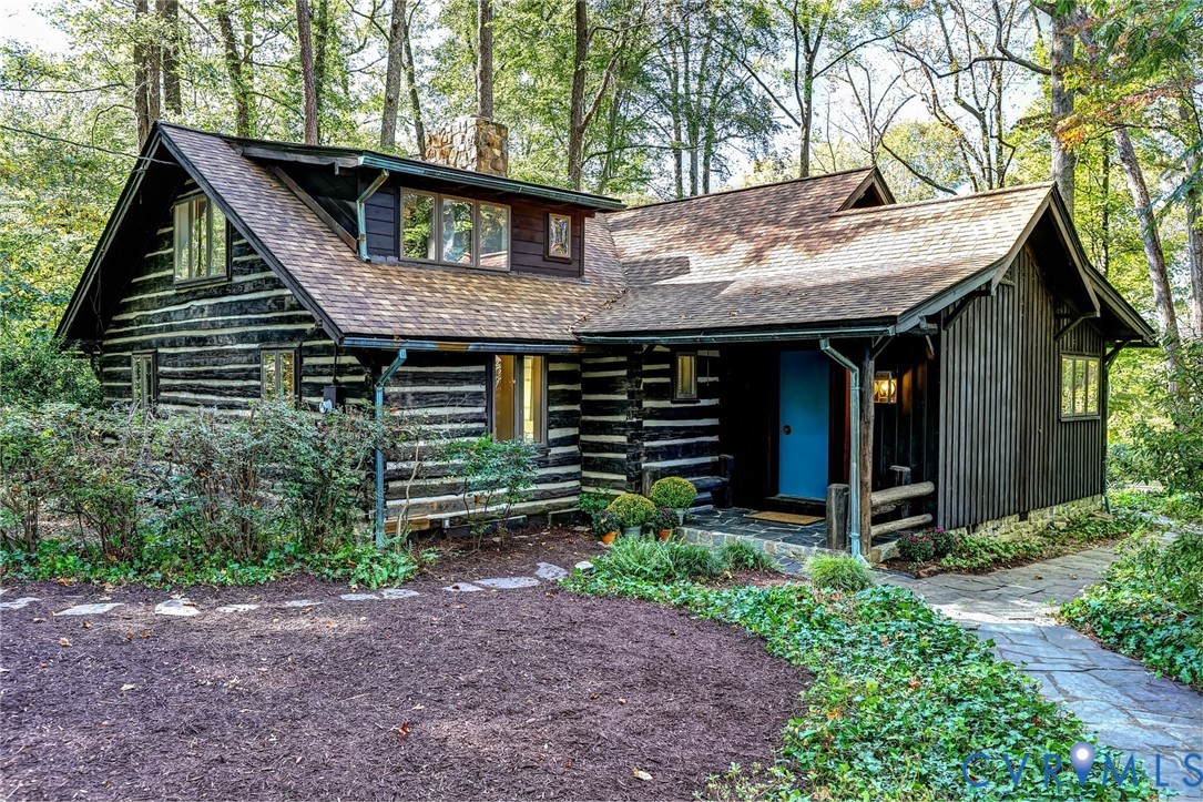 8801 & 8804 Riverside Dr