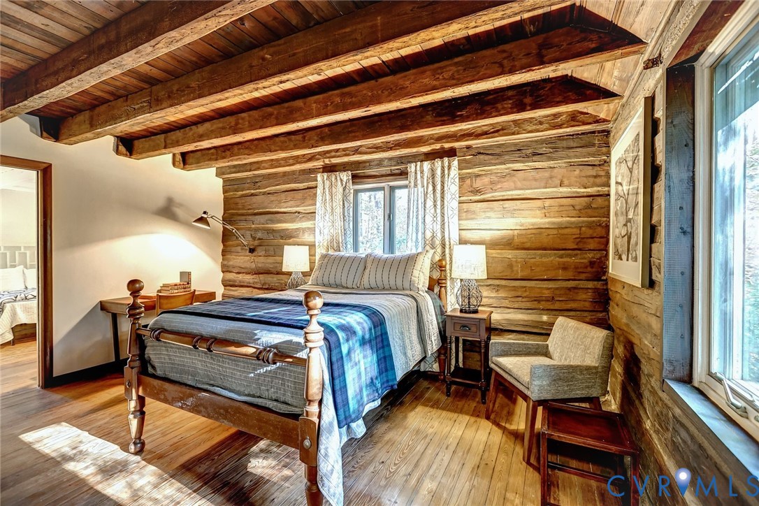 8801 & 8804 Riverside Dr