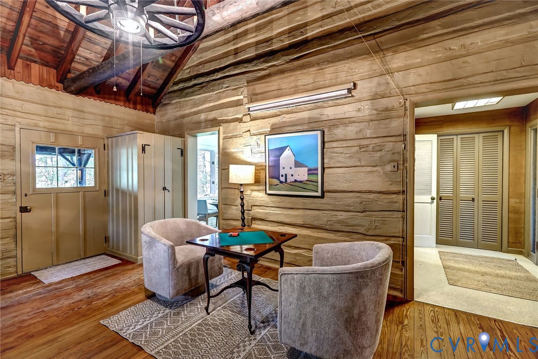 8801 & 8804 Riverside Dr