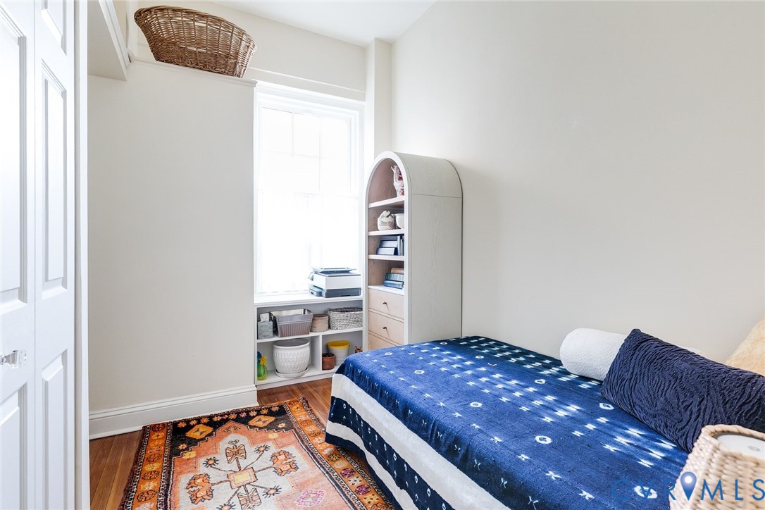 612 W Franklin St Unit#11B