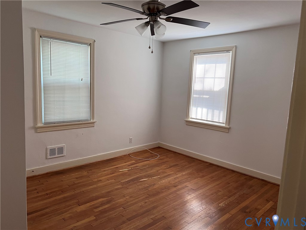 3425 W Franklin St