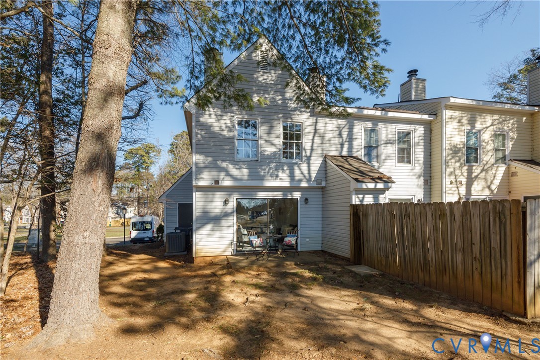 2400 Grey Forge Pl