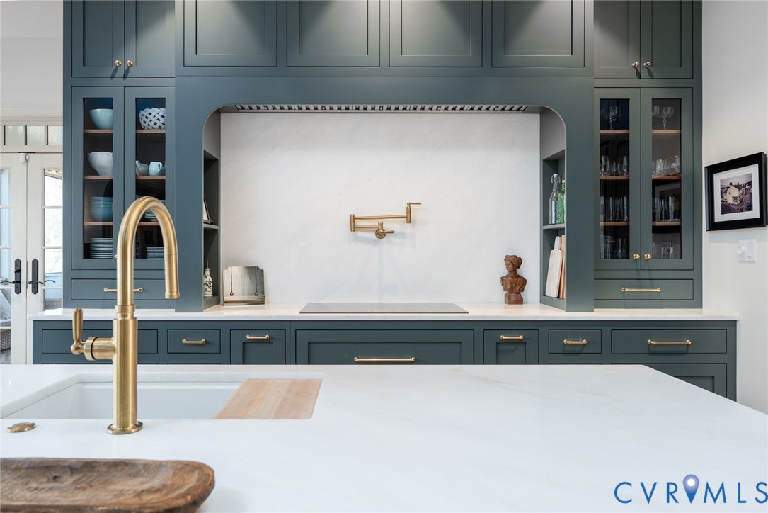 9120 James Riverwatch Dr