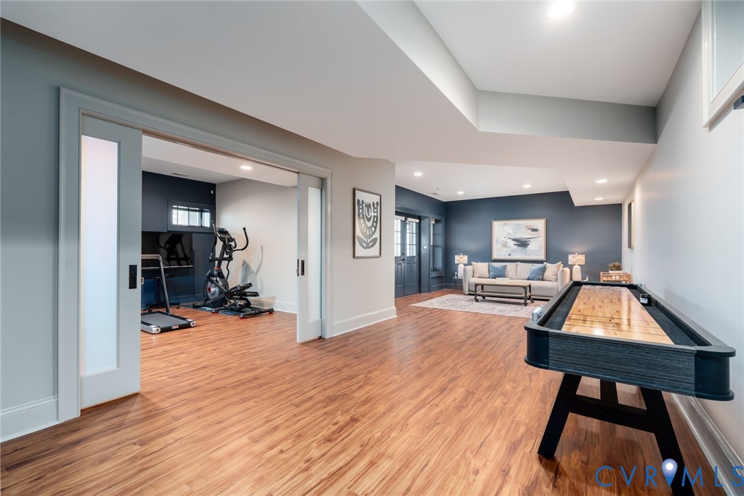 9120 James Riverwatch Dr