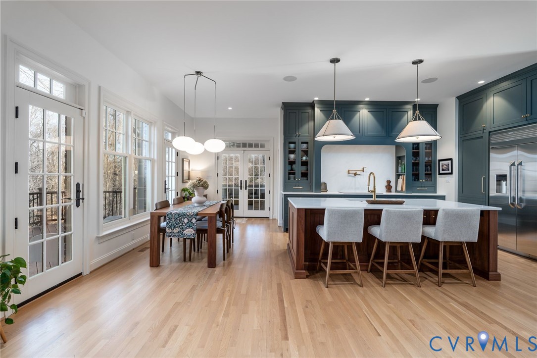 9120 James Riverwatch Dr