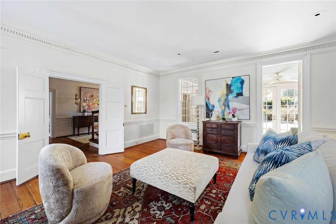 1 Ampthill Rd