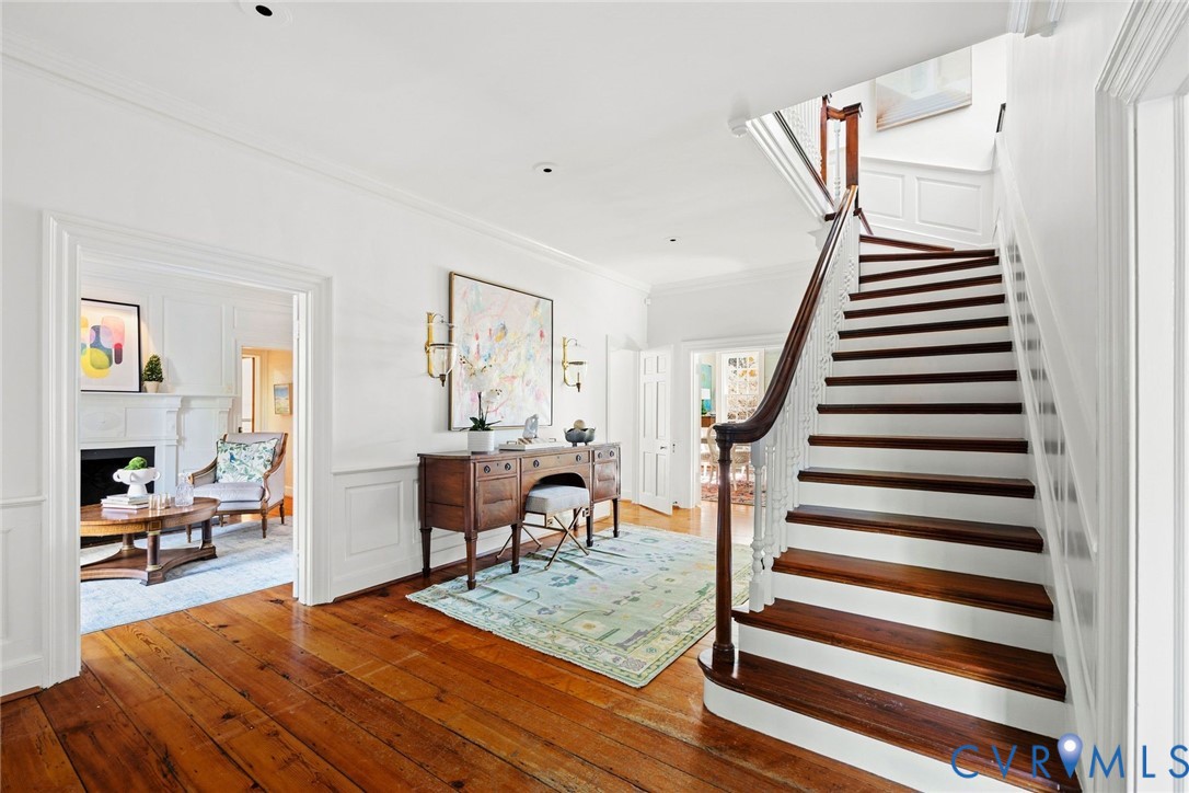 1 Ampthill Rd