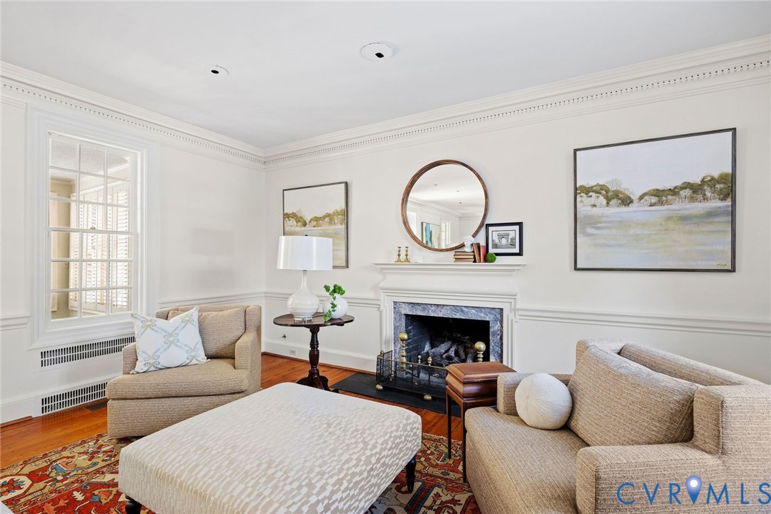 1 Ampthill Rd