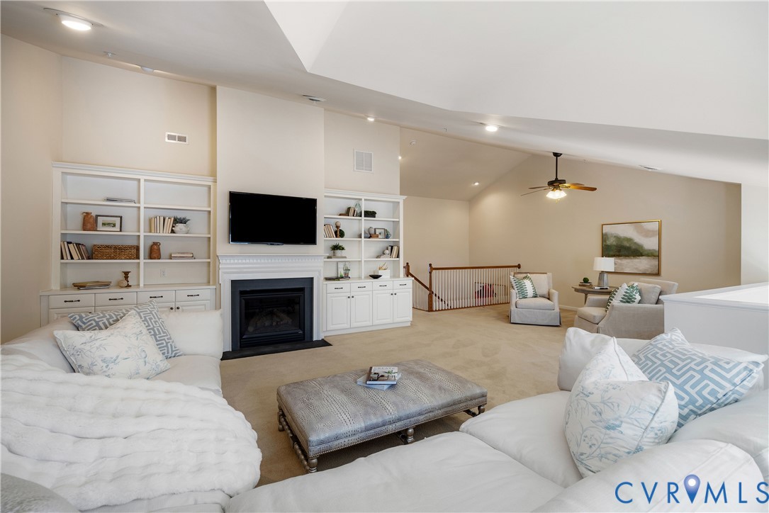 9503 Belle Air Ln