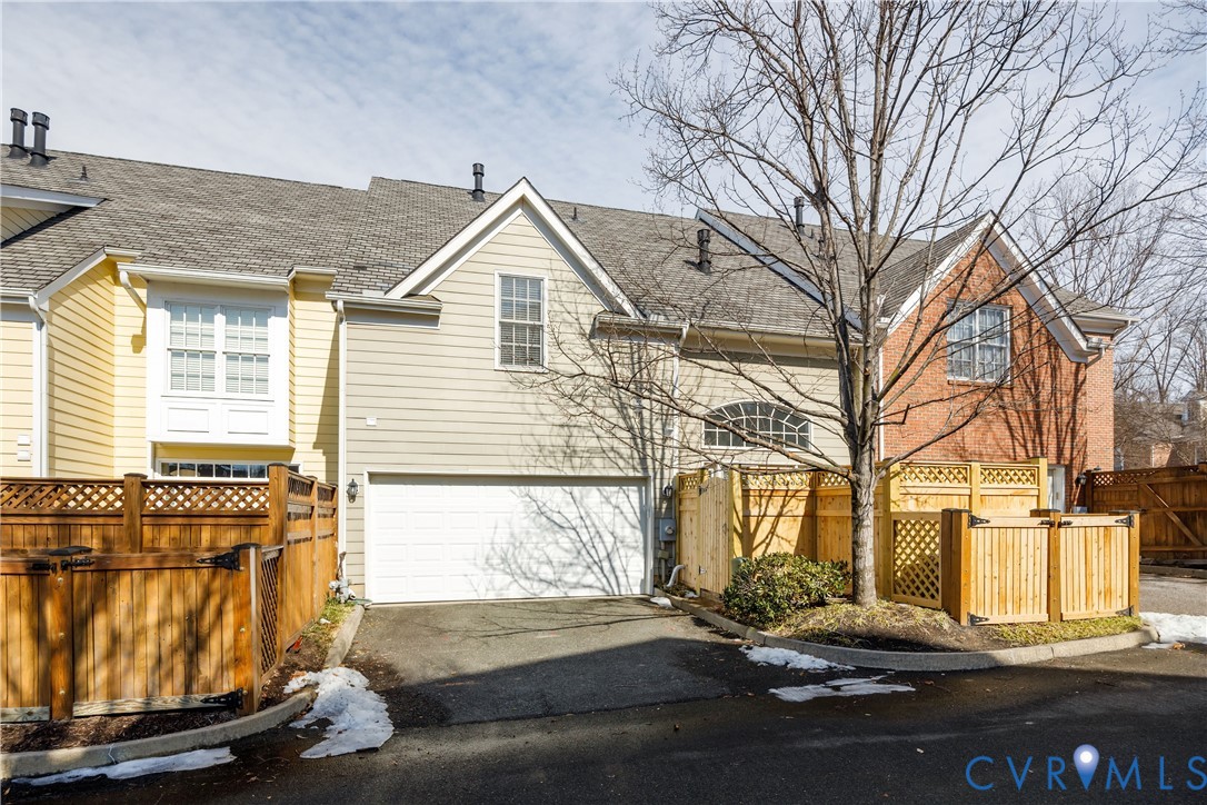 9503 Belle Air Ln