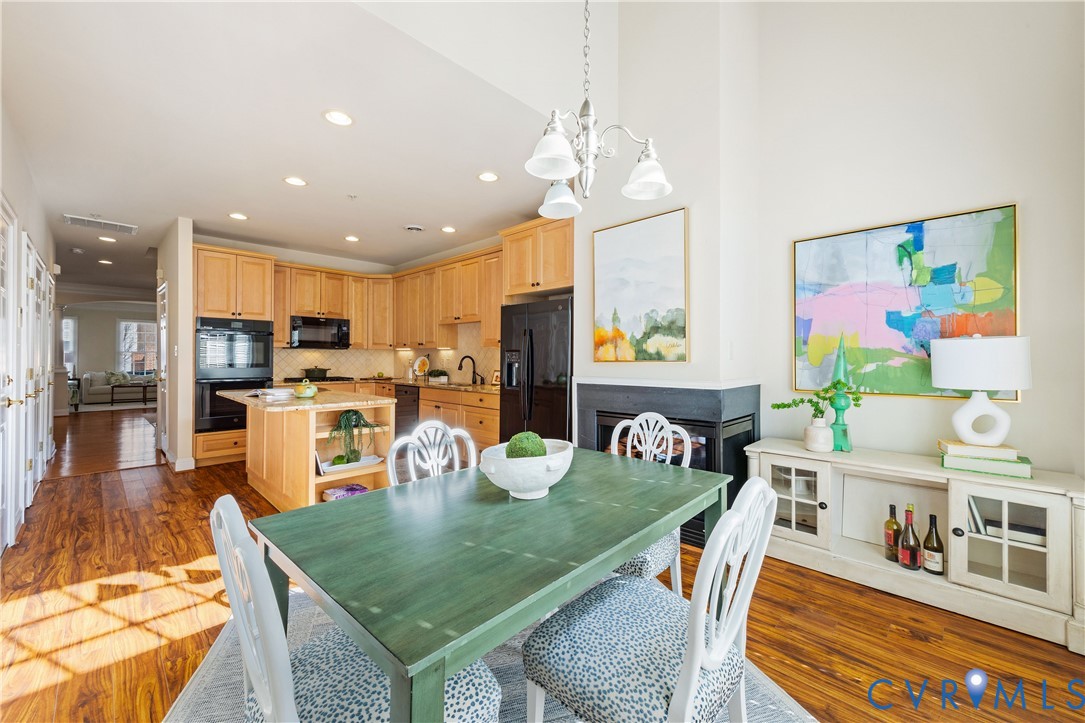 9503 Belle Air Ln