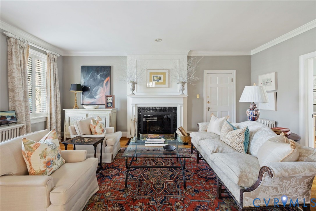 407 Henri Rd