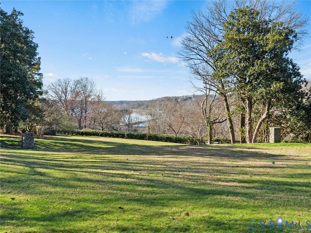 1214 Rothesay Cir