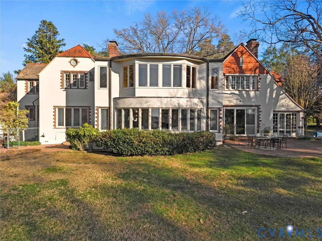 1214 Rothesay Cir