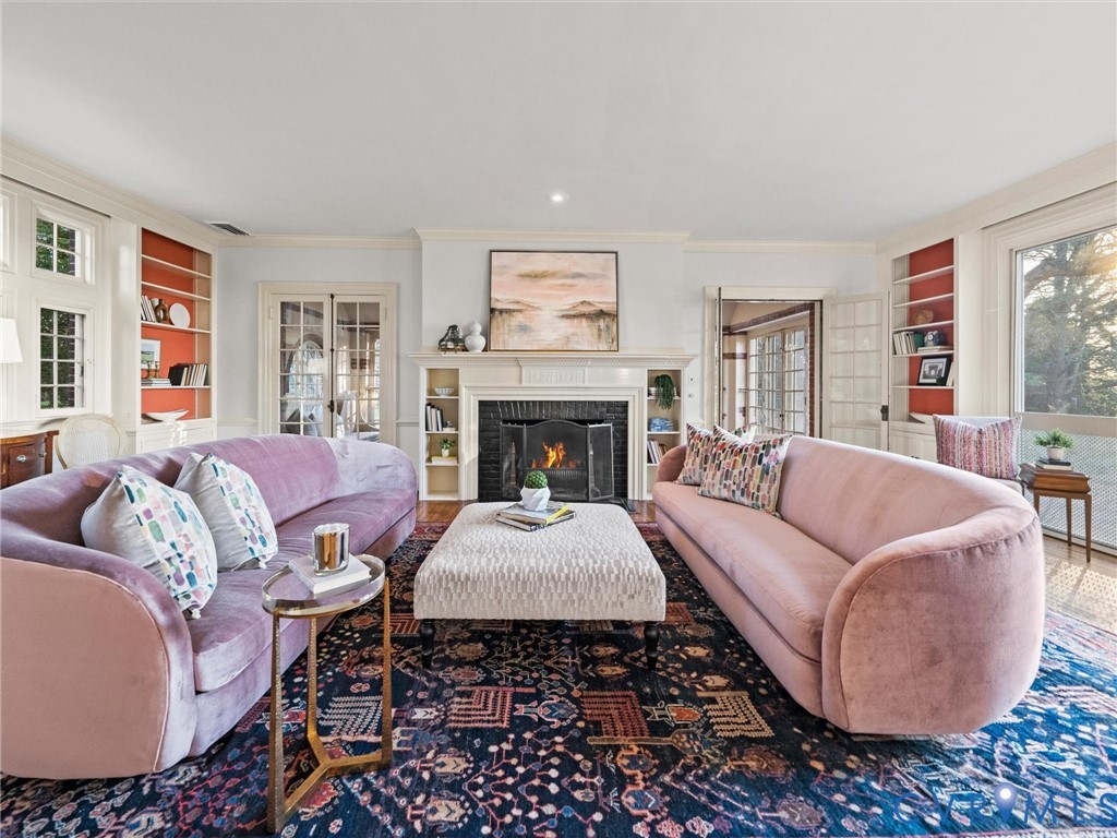 1214 Rothesay Cir