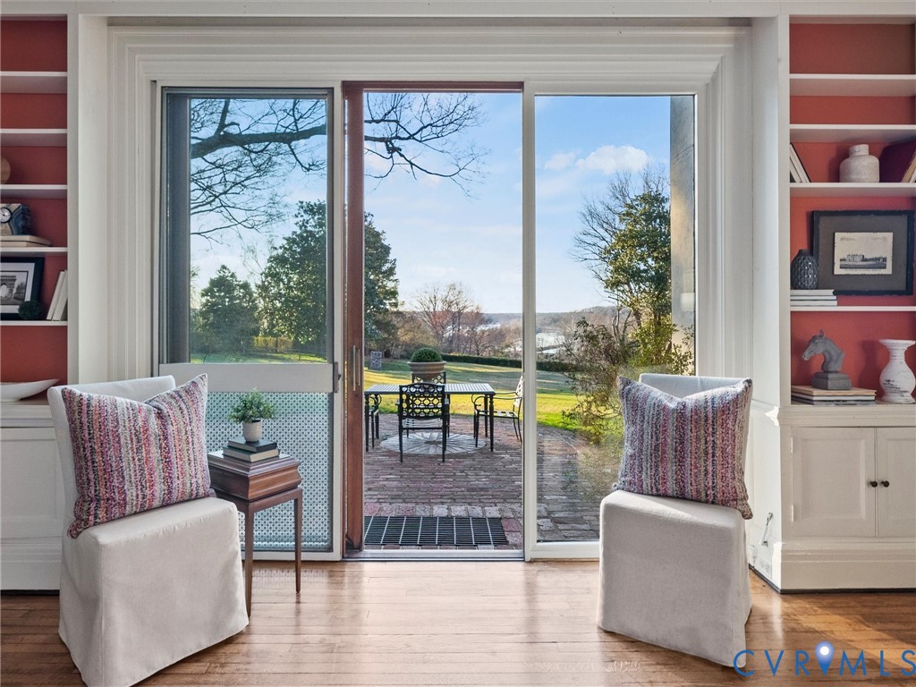 1214 Rothesay Cir