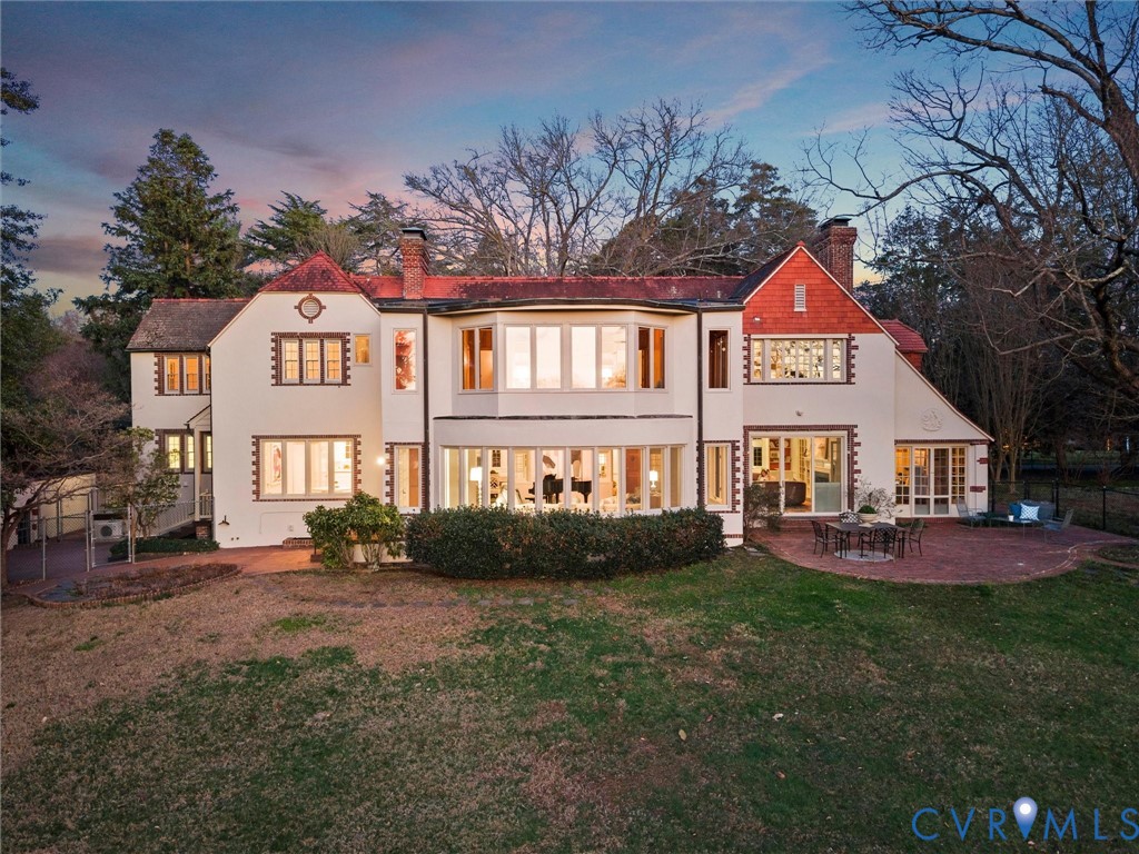 1214 Rothesay Cir