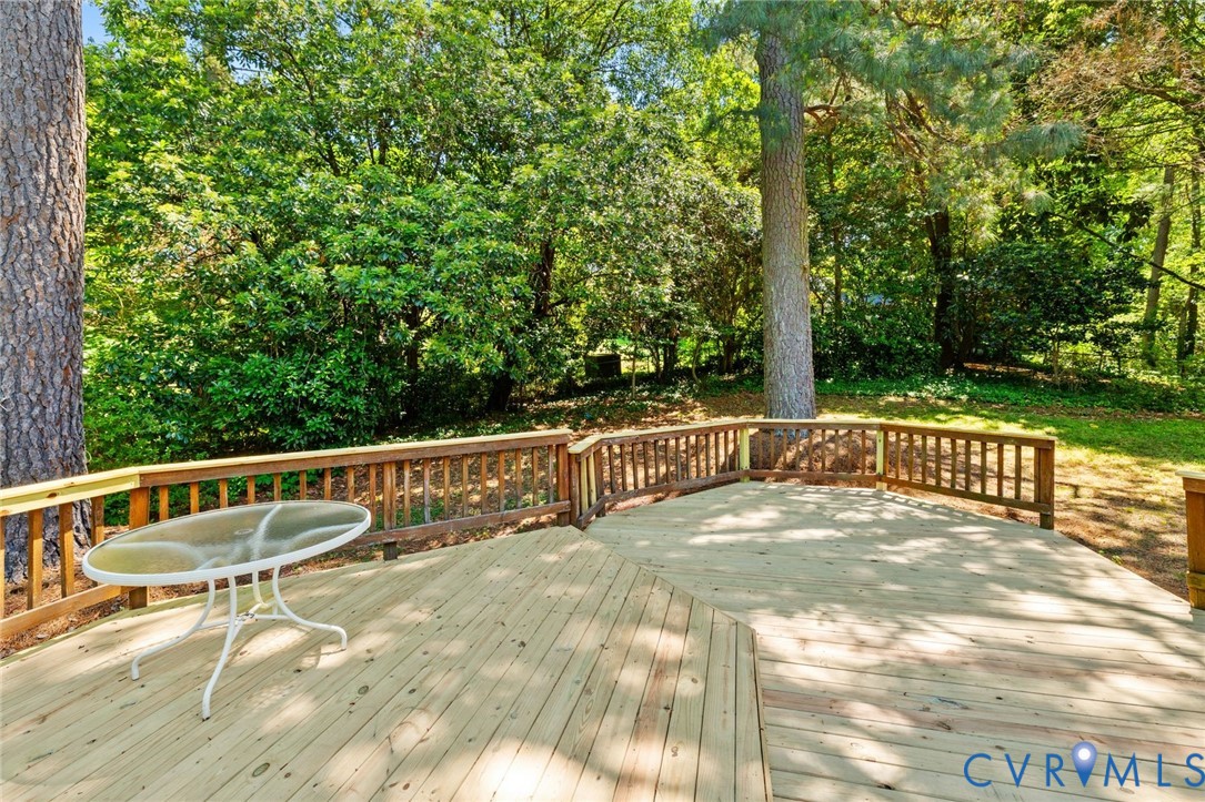 6259 Nicolet Rd