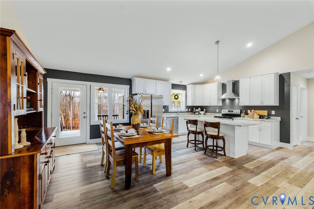 693 Gully Tavern Road