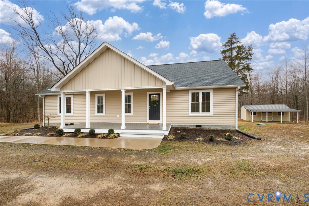 693 Gully Tavern Road