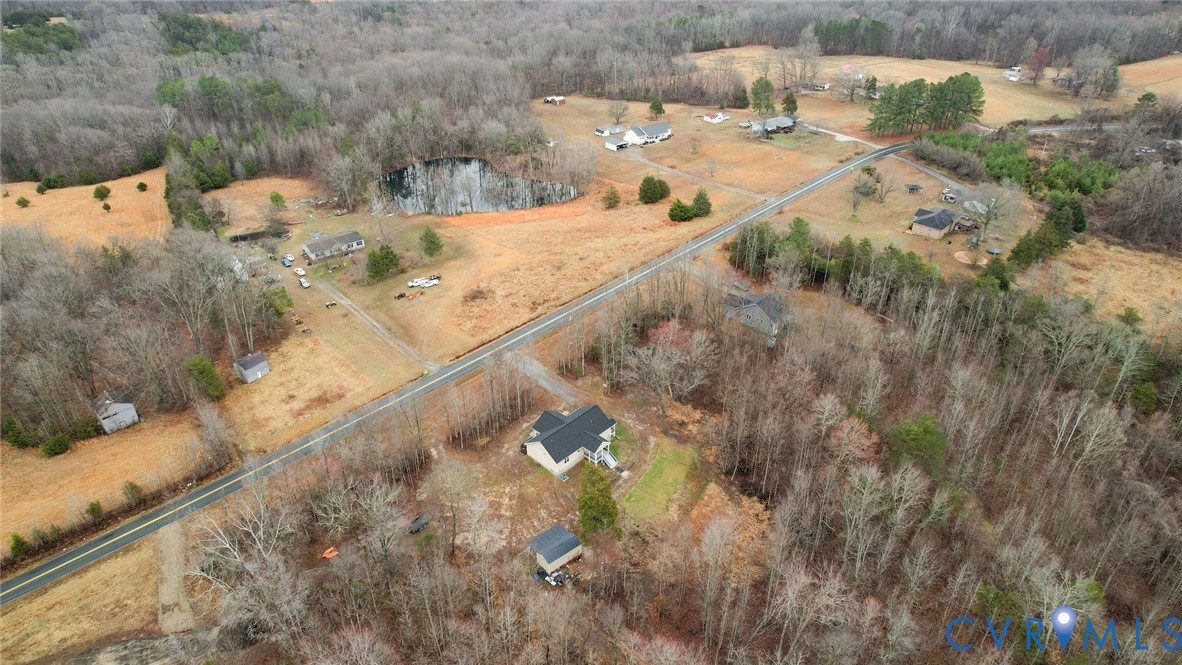 693 Gully Tavern Road