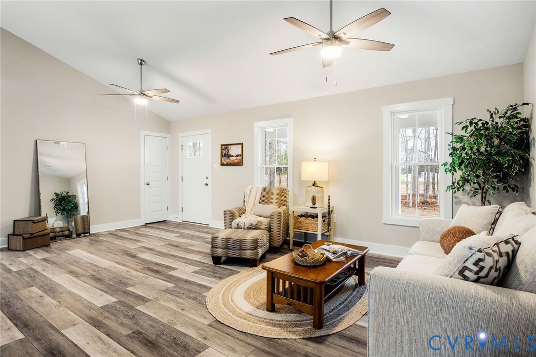 693 Gully Tavern Road