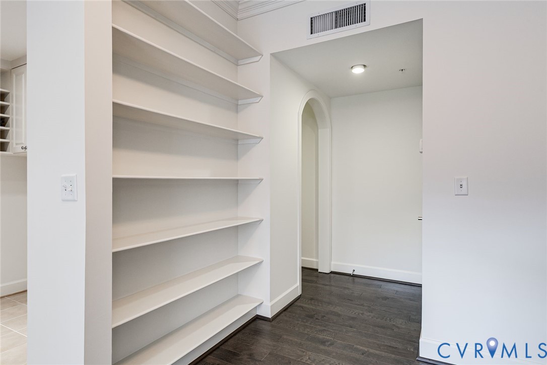 413 Stuart Cir Unit#3D