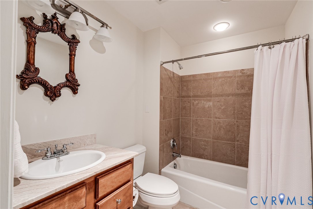 413 Stuart Cir Unit#3D