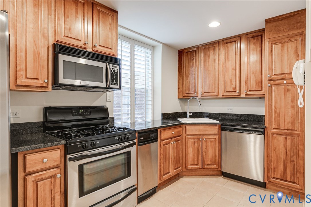 413 Stuart Cir Unit#3D
