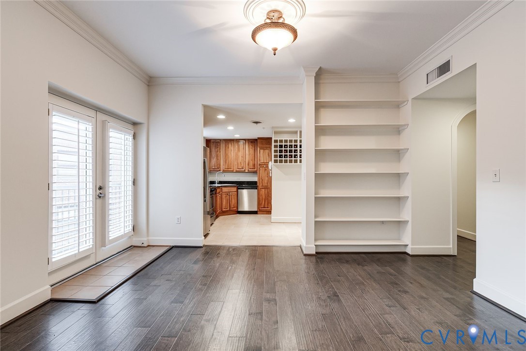 413 Stuart Cir Unit#3D