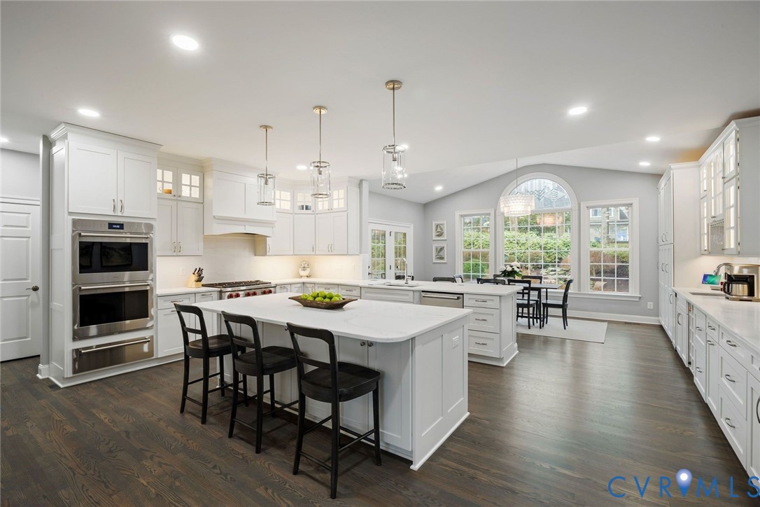 593 Raleigh Manor Rd