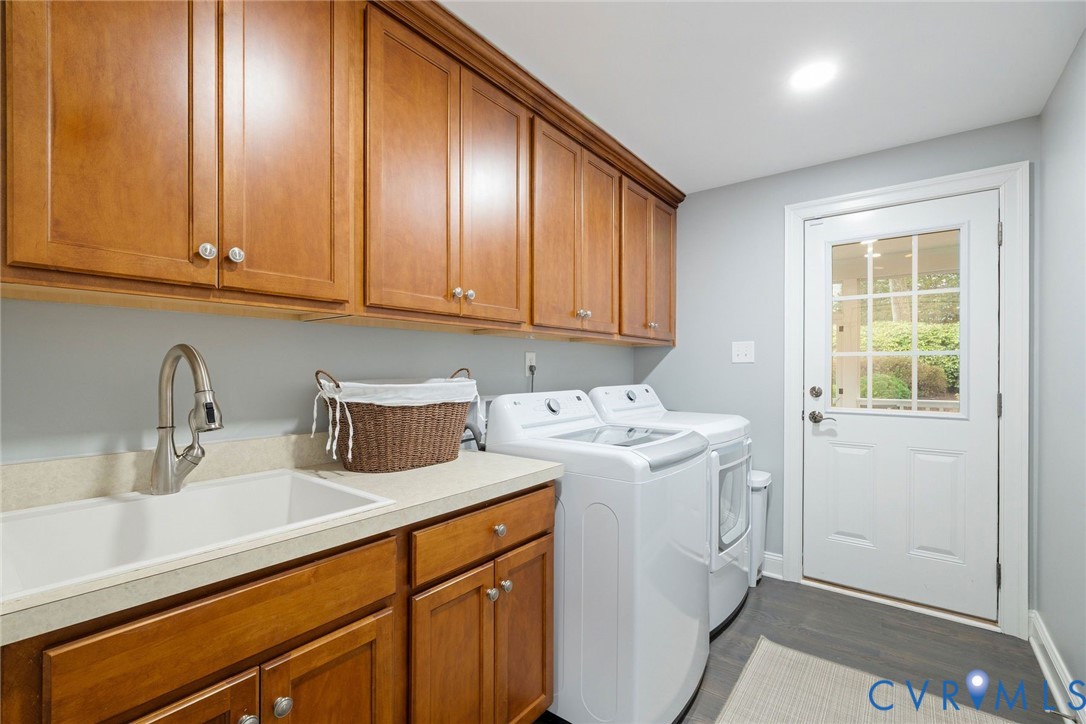593 Raleigh Manor Rd