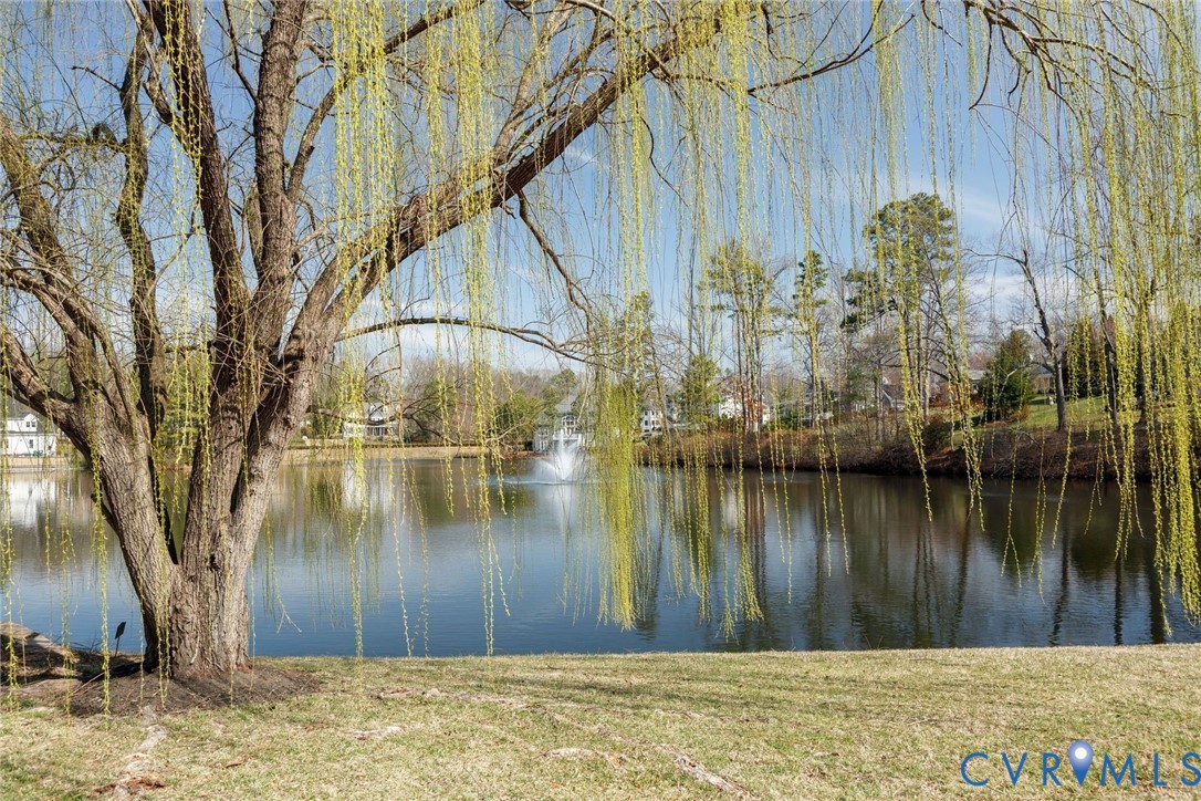 593 Raleigh Manor Rd