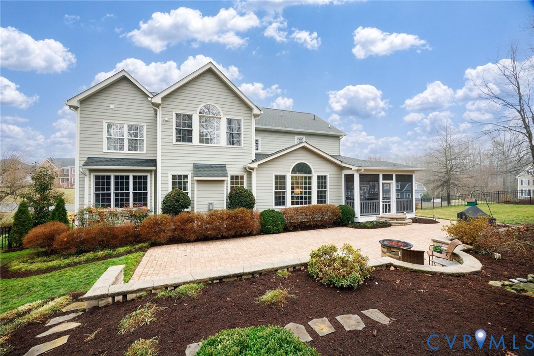 593 Raleigh Manor Rd