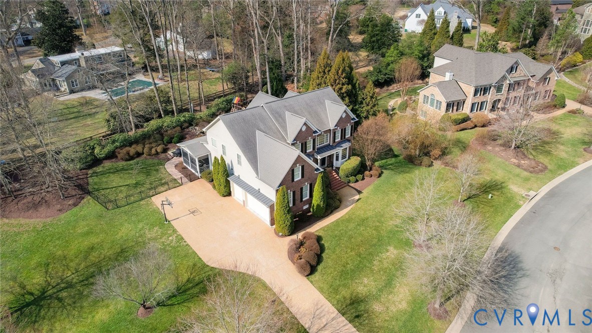 593 Raleigh Manor Rd