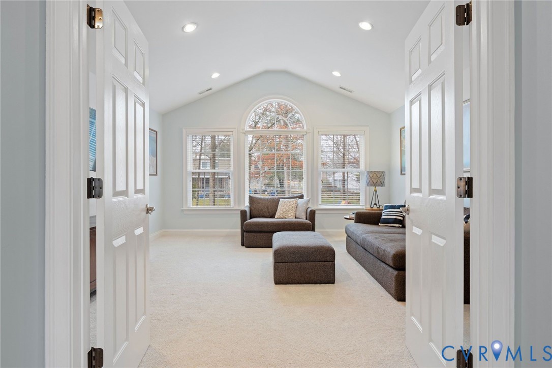 593 Raleigh Manor Rd