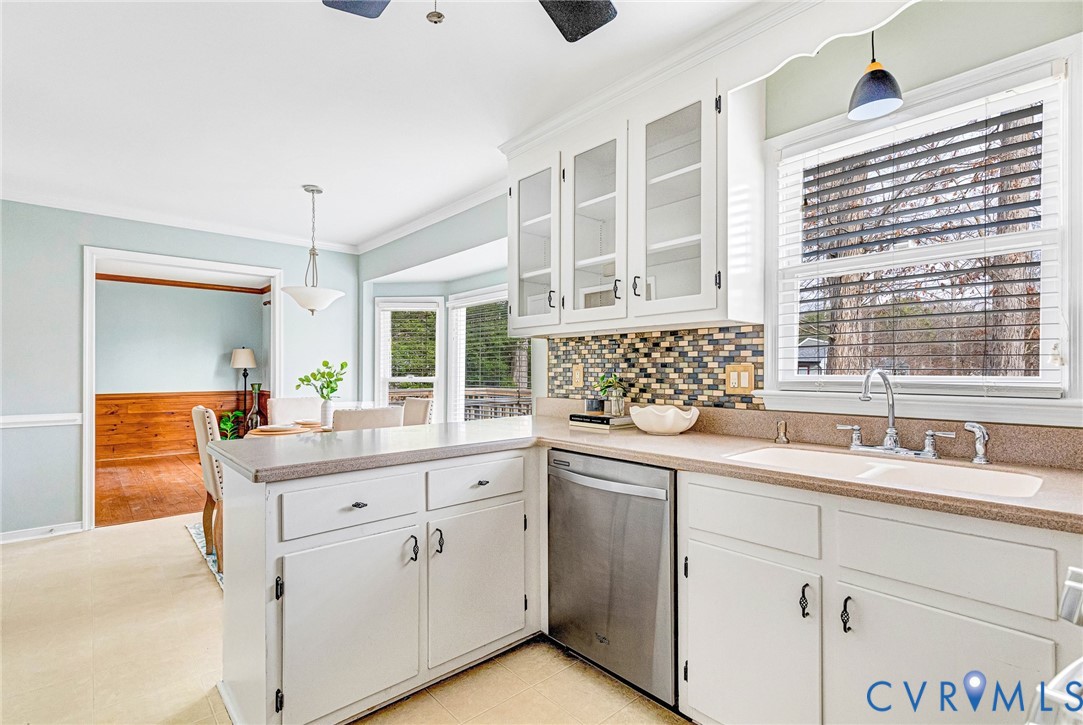 4407 Hunters Landing Dr