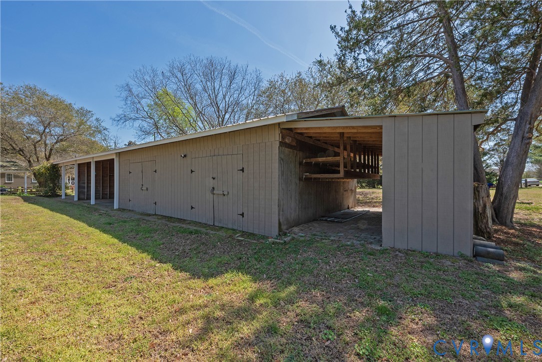 6353 Godwin Blvd