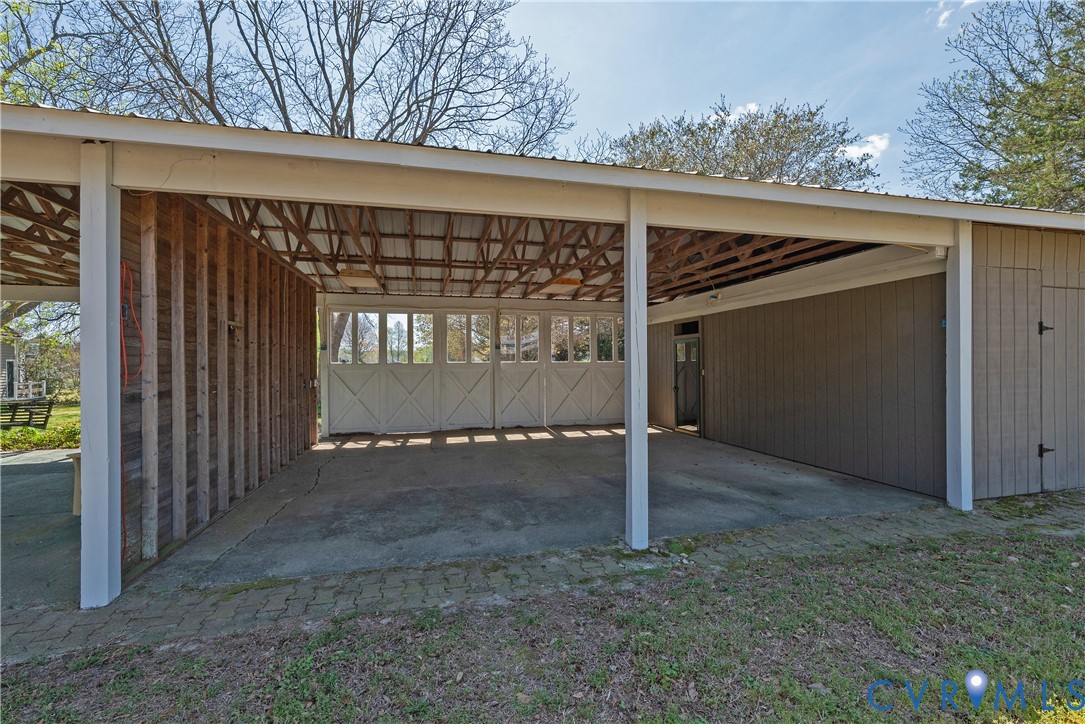 6353 Godwin Blvd